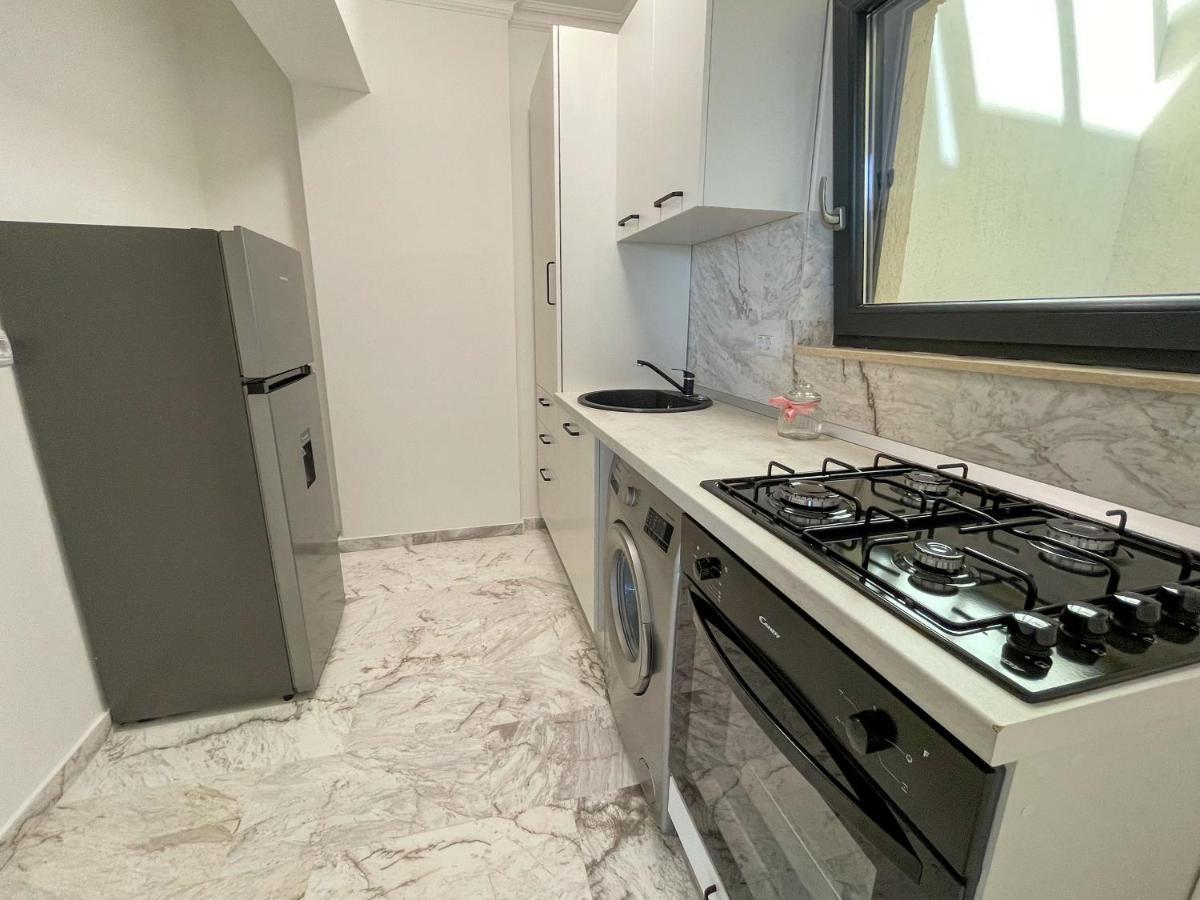 Azure Sea Apartments - Bychoice Mamaia Exterior foto