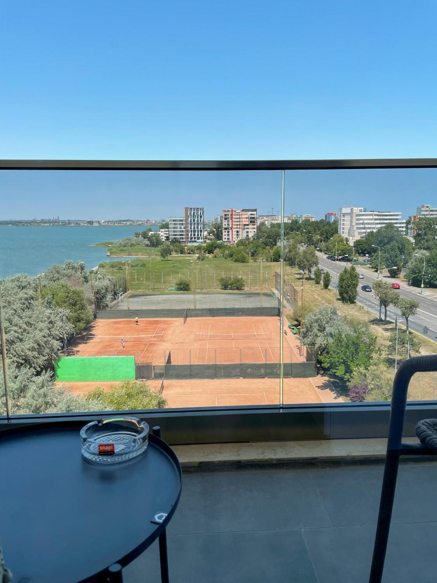 Azure Sea Apartments - Bychoice Mamaia Cameră foto